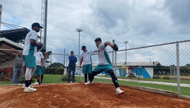 BRAZOS BRAVOS AUMENTAN INTENSIDAD EN SEGUNDO DÍA DE PRETEMPORADA