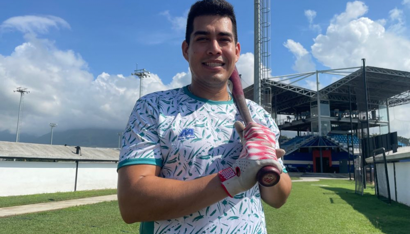 RAMÓN FLORES: “TENGO UN COMPROMISO GRANDE CON BRAVOS”