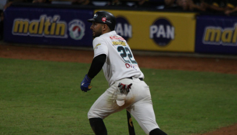 BRAVOS TUVO AMARGO ESTRENO EN LA UCV