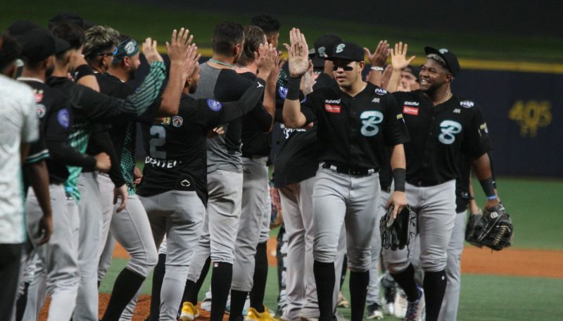 BLANQUEADA MONUMENTAL