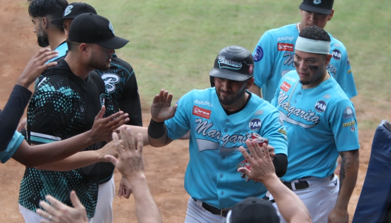 BRAVOS SIGUE EN LA PELEA