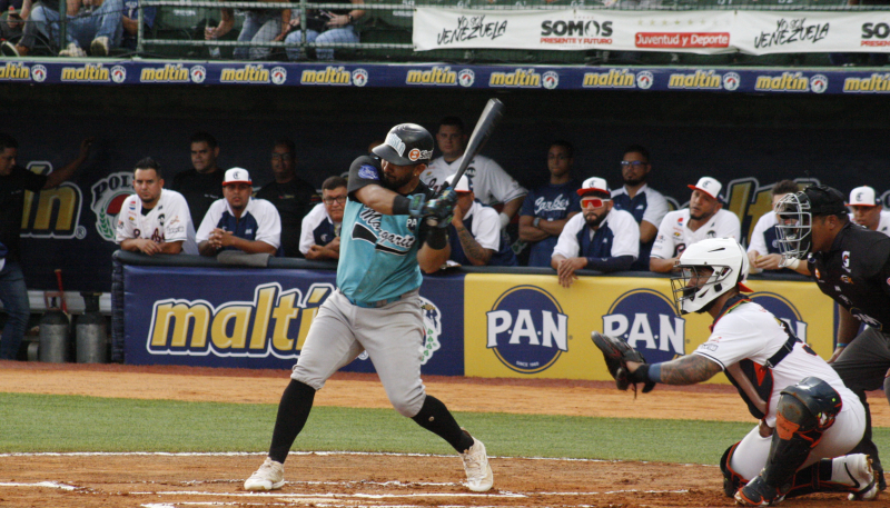 BRAVOS CAE EN EL PRIMERO EN PUERTO LA CRUZ