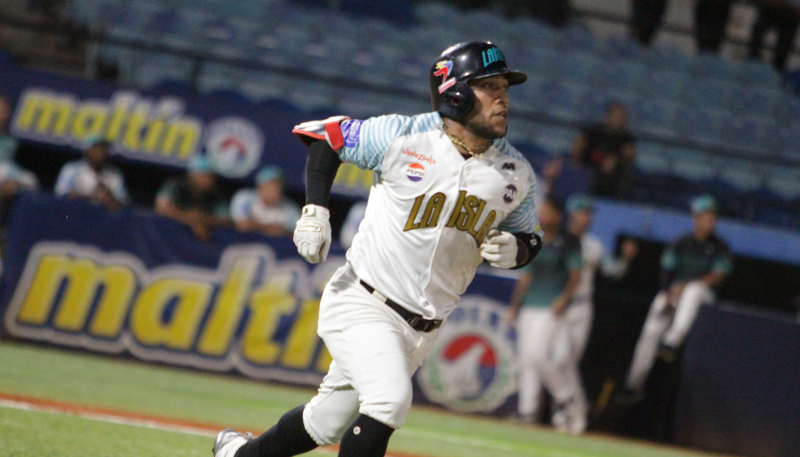 BRAVOS EXTIENDE RACHA ADVERSA
