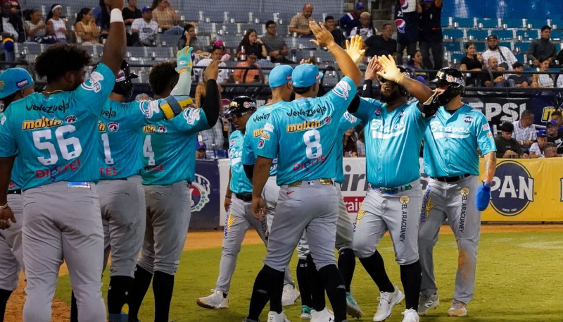 BRAVOS DIO CONCIERTO DE BATAZOS EN VALENCIA