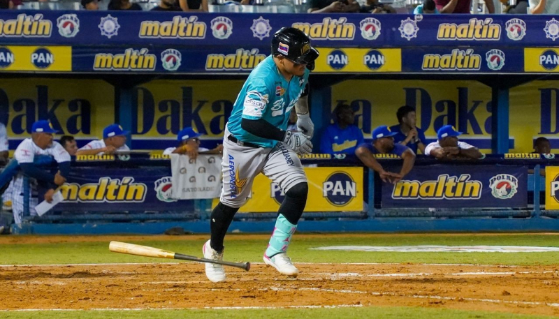 BRAVOS PASÓ LA ESCOBA EN VALENCIA