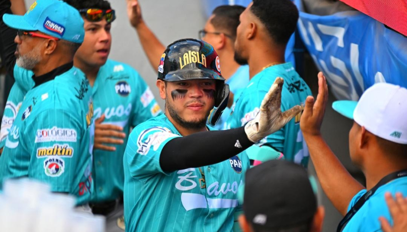 BRAVOS PESCÓ EN MAR REVUELTO Y SIGUE SÓLIDO EN LA PUNTA