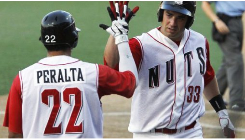 Peralta: cinco empujadas y su robo 20